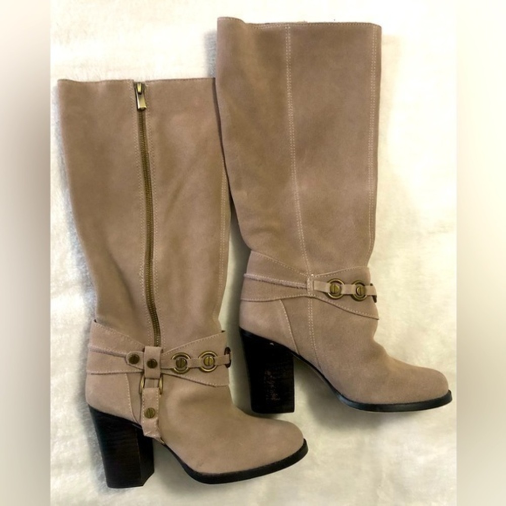 Chinese Laundry‎ Tan Suede Backstreet Boots